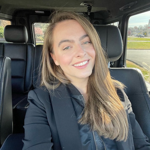 MEET THE POSHER! - Picture 3 of 5